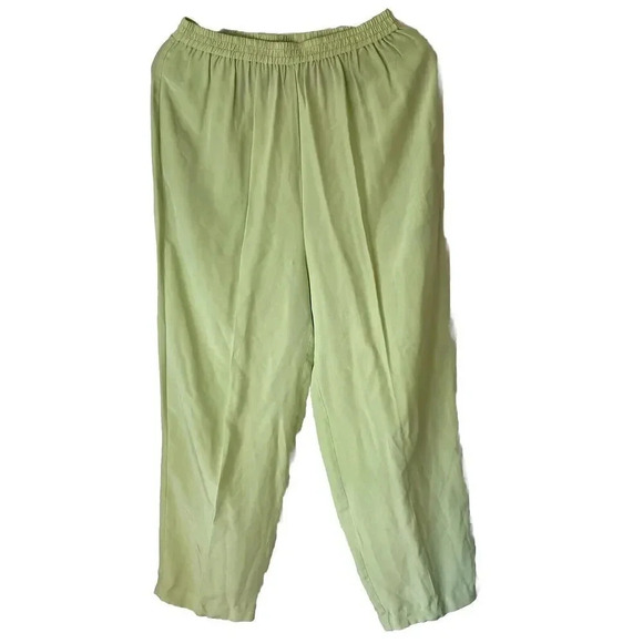 VTG Victoria Halley Women's L 100% Silk Pull On Solid Light Green Casual Pocket - Picture 1 of 8